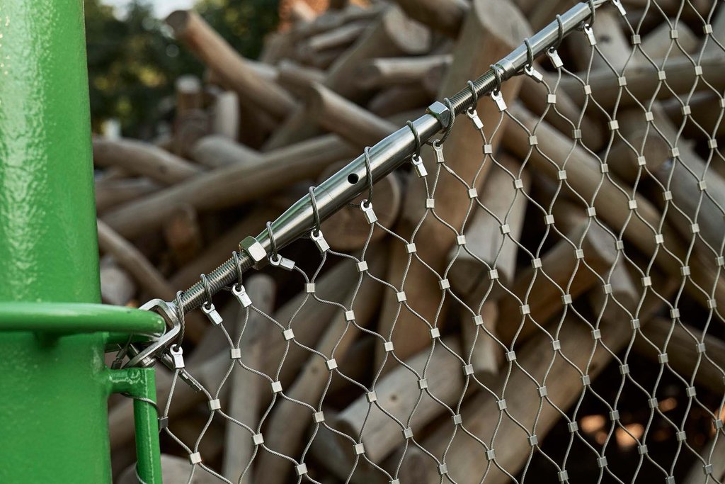 Why Choose 316 Stainless Steel Wire Rope Instead of Cheaper Materials?