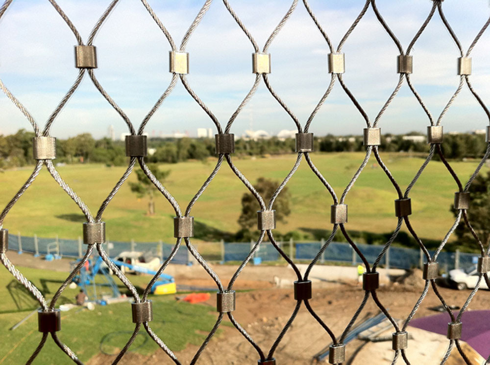 New Choice for Courtyard Fencing: Stainless Steel Wire Rope Net, Beautiful, Durable, and Safe