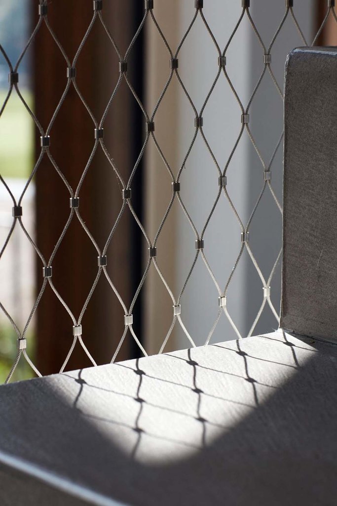 The Multifaceted Applications of Stainless Steel Metal Mesh